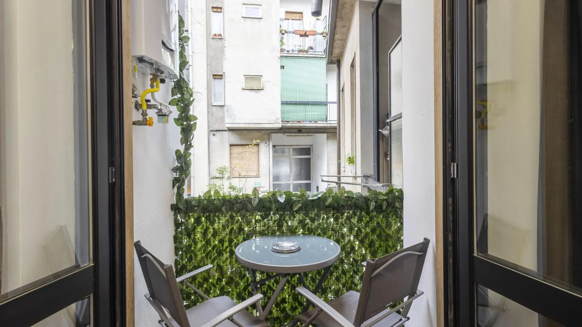Apartment Chinatown Loft By Interhome Milan